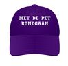 foto 2 met de pet rondgaan pet
