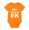 mijn allereerste ek romper oranje