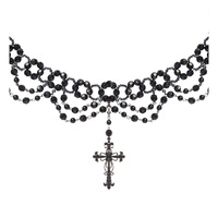 Gothic beparelde ketting met kruis hanger Gothic beparelde ketting met kruis hanger