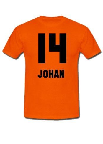 geef een origineel oranje t-shirt met eigen naam en rugnummer als cadeau