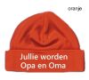 foto 2 babymutsjes jullie worden opa en oma