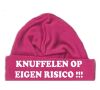 foto 7 babymutsjes knuffelen op eigen risico