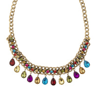 Gouden ketting met gekleurde stenen Gouden ketting met gekleurde stenen