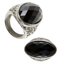 Ring gothic met zwarte steen