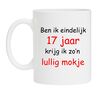 foto 1 Ben ik eindelijk 17 jaar krijg ik zo'n lullig mokje