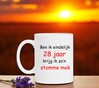 foto 2 Ben ik eindelijk 28 jaar krijg ik zo'n stomme mok