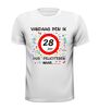 foto 13 Vandaag ben ik 28 jaar! dus feliciteren maar....t-shirt