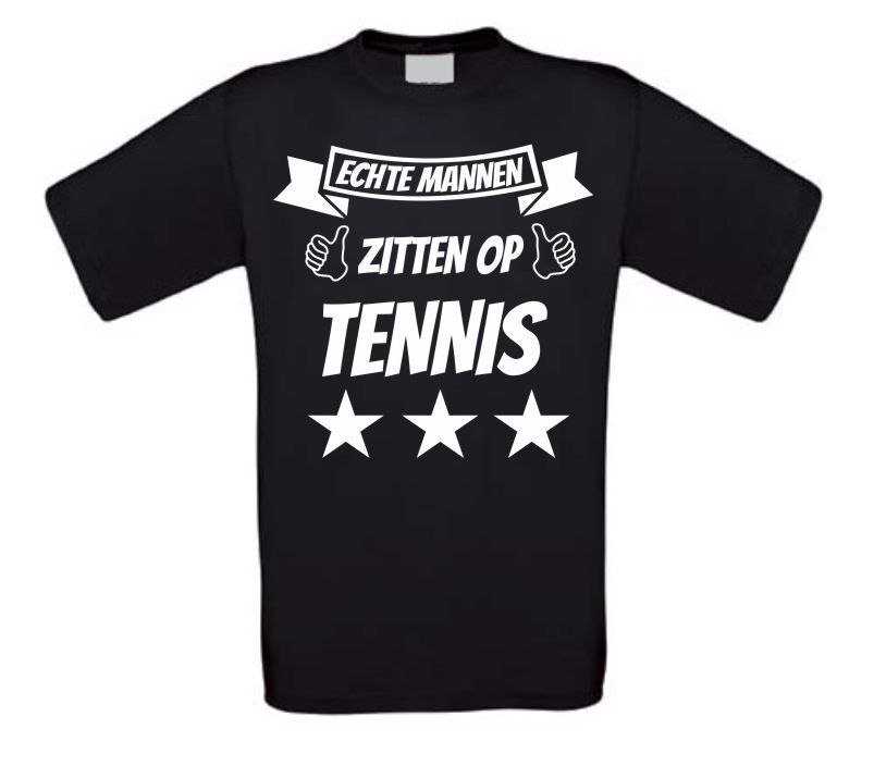 echte mannen zitten op tennis t-shirt