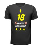 18 jaar en woest aantrekkelijk t-shirt 18 jaar en woest aantrekkelijk t-shirt