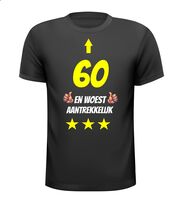 60 jaar en woest aantrekkelijk t-shirt 60 jaar en woest aantrekkelijk t-shirt