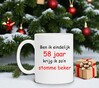 foto 2 Ben ik eindelijk 58 jaar krijg ik zo'n stomme beker