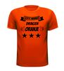 Echte mannen dragen oranje shirt