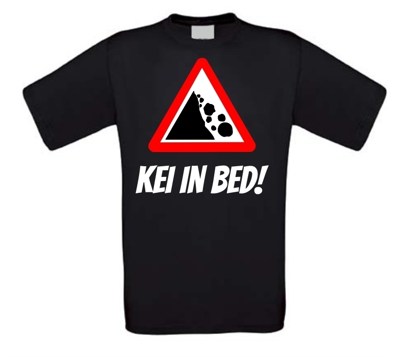 Kei in bed T-shirt