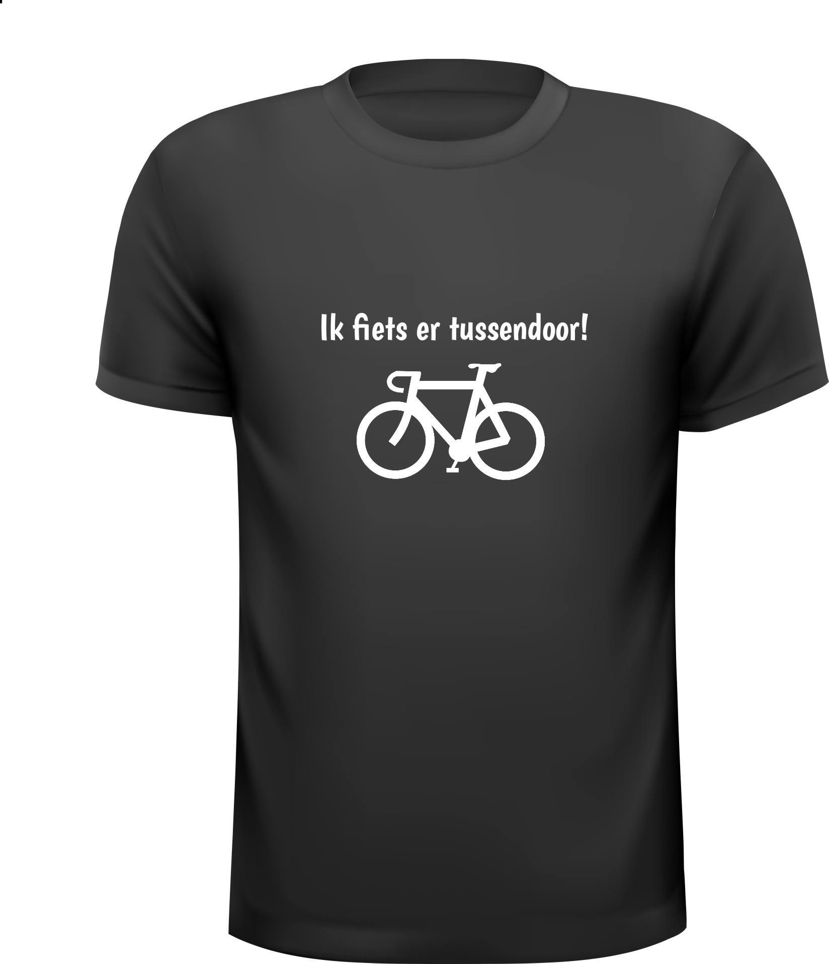 Ik fiets er tussendoor T-shirt spreekwoord grappig