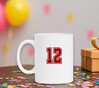 foto 2 Wit mokje met het cijfer 12