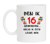 Feestelijk mok verjaardag voor een leeftijd van zestien jaar