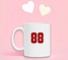foto 3 Mok wit met het cijfer 88 als opdruk
