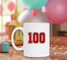foto 3 Witte mok met het getal 100 als opdruk honderd