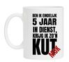 Ben ik eindelijk 5 jaar in dienst krijg ik zon kut mok!