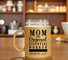foto 4 Moederdag cadeau lekker foute gouden glitter mok Mom the original essential worker