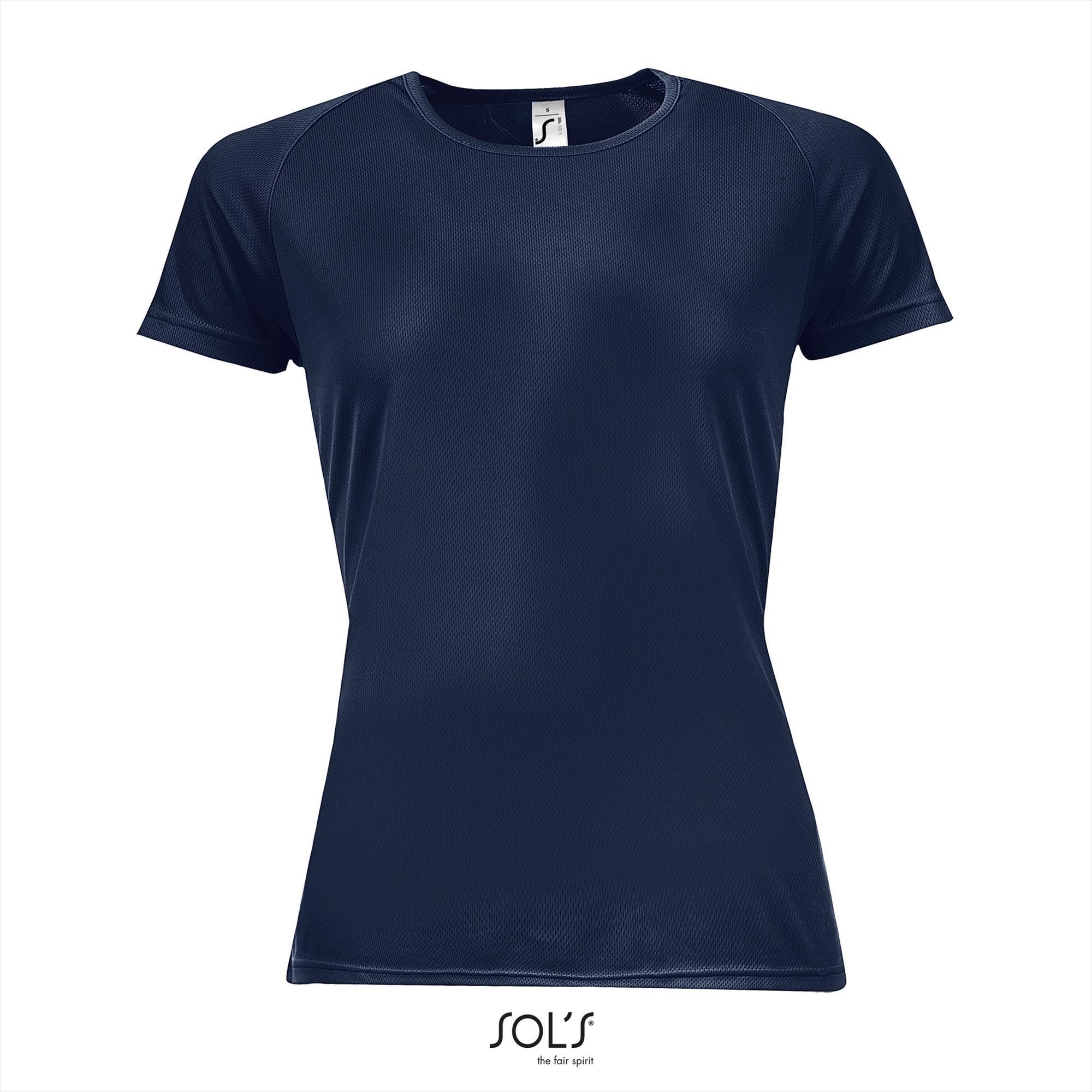 Dames sportshirt donkerblauw met ademend effect en langer rugpand Dri-FIT.