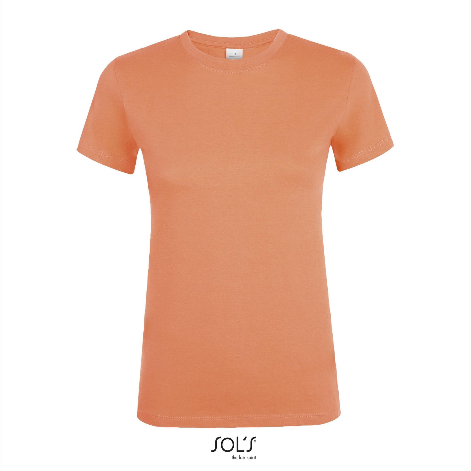 Dames T-shirt met een ronde hals apricot kleur