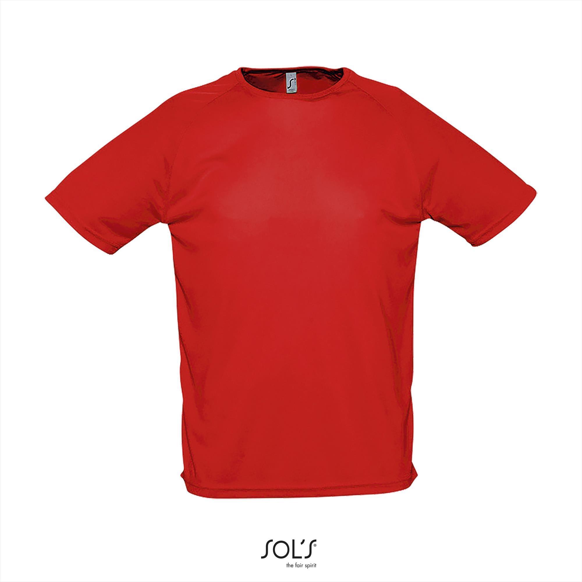 Heren sportshirt rood met ademend effect. Dri-FIT Polyester sport T-shirt voor mannen