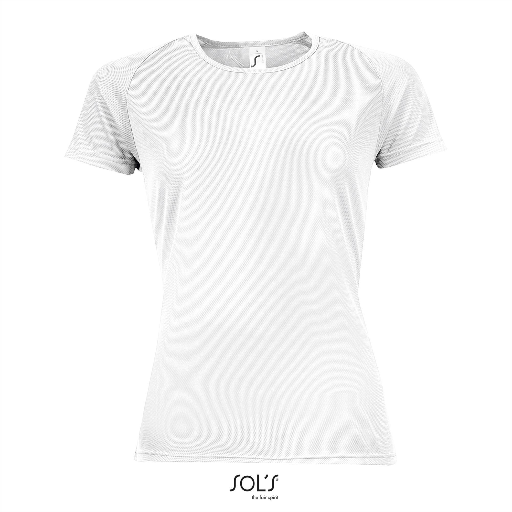 Wit dames sportshirt Dames met ademend effect en langer rugpand Dri-FIT.