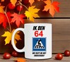 foto 2 Beker verjaardag leeftijd  64 jaar met leuke print en tekst