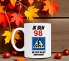 foto 3 Grappige beker full colour ik ben 98 wie helpt me oversteken? voor thee of koffie