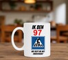 foto 2 Leuke verjaardag mok ik ben 97 wie helpt me oversteken?