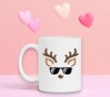 foto 3 Kerst mok met een rendier met zonnebril op koele gast