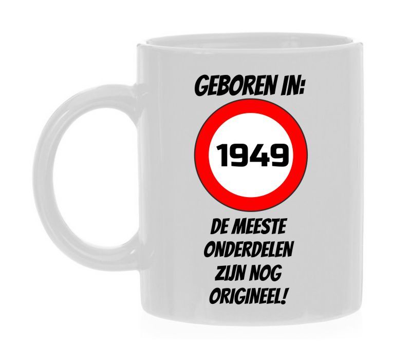 Geboren in 1949 de meeste onderdelen zijn nog orgineel mok