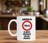 foto 2 Mok koffie of thee leeftijd jaartal geboren in 1945 grappig en orginele tekst