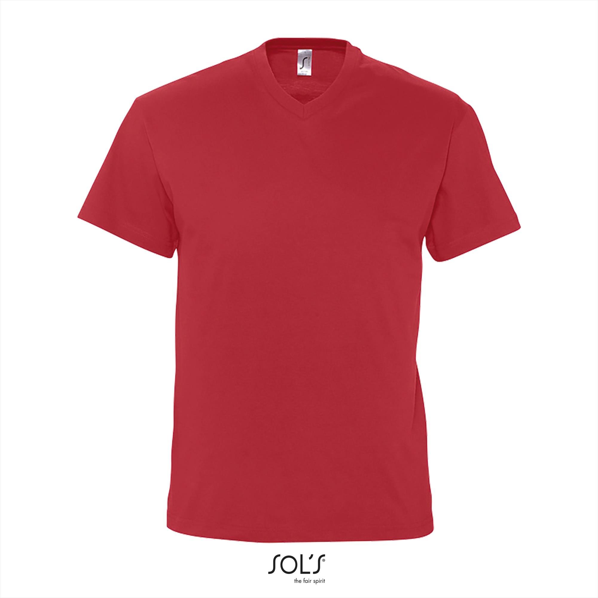 Heren T-shirt rood met een V-neck Victory