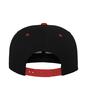 foto 2 Tweekleurige klassieke snapback pet rood met zwart