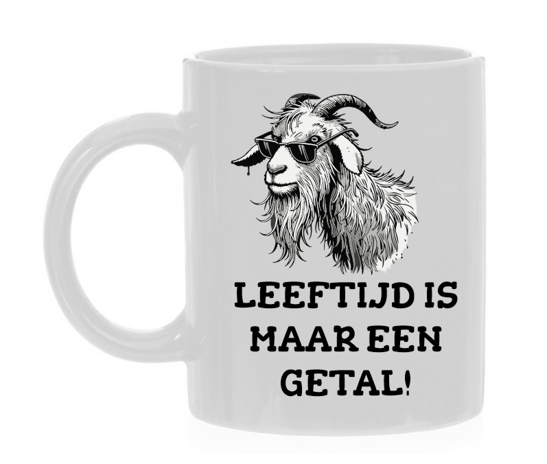 Een koffiemok voor hem of haar op leeftijd leuk cadeau leeftijd is maar een getal