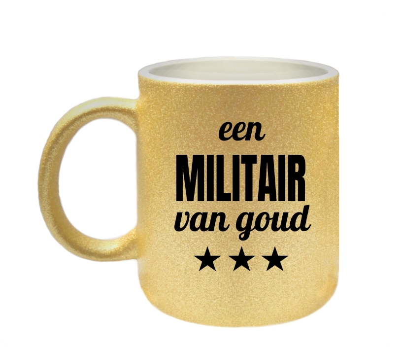 Mok voor een militair van goud