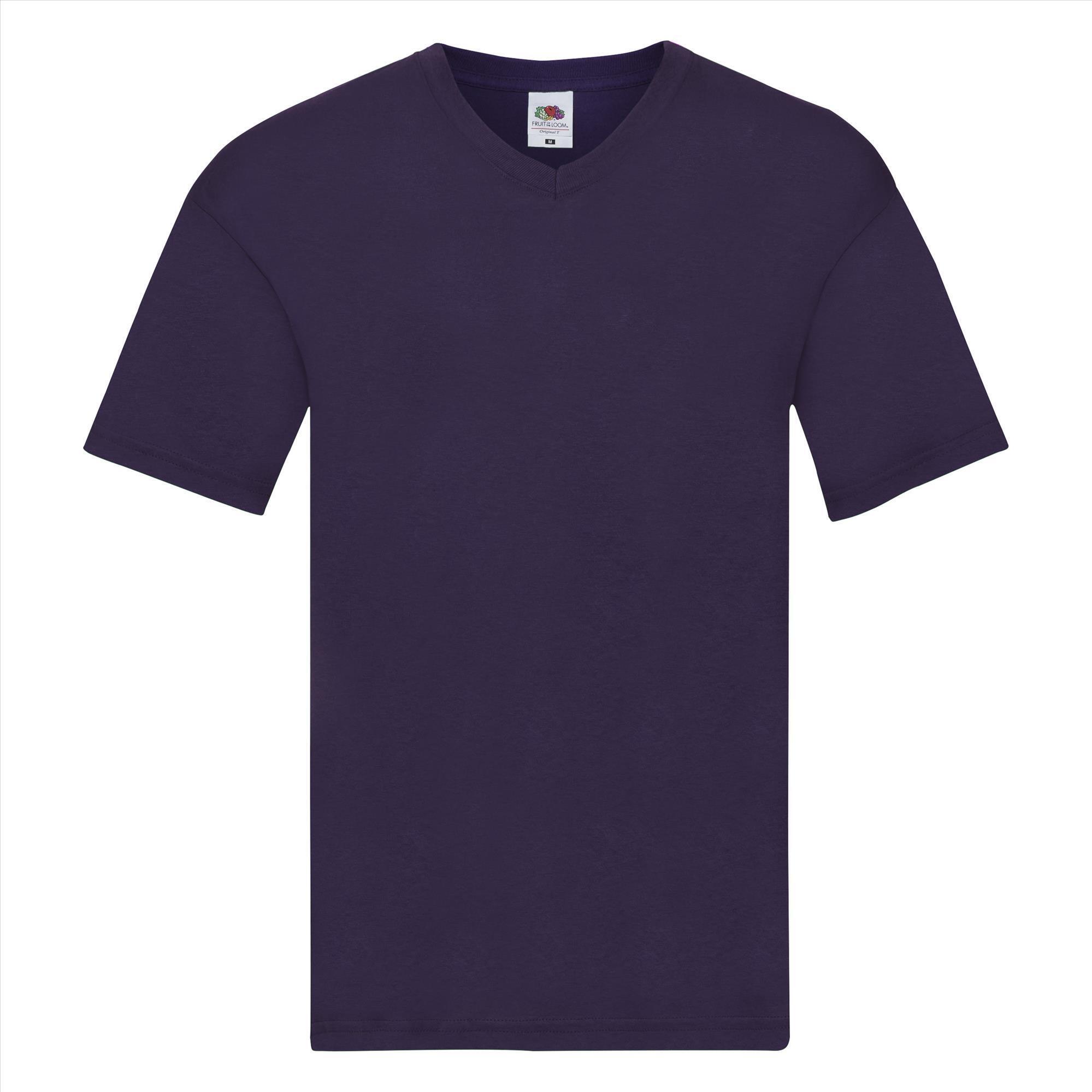 Trendy T-shirt met een V-hals voor heren purple