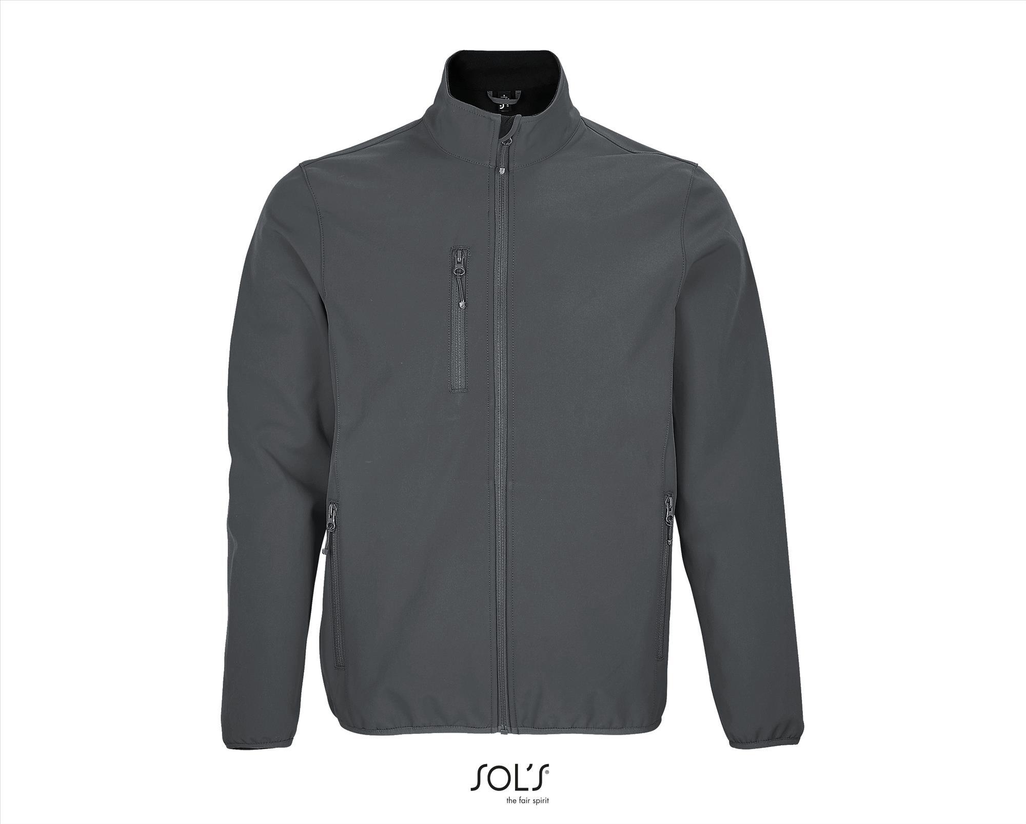 Een duurzame 3 laags Softshell Jacket voor heren houtskool grijs