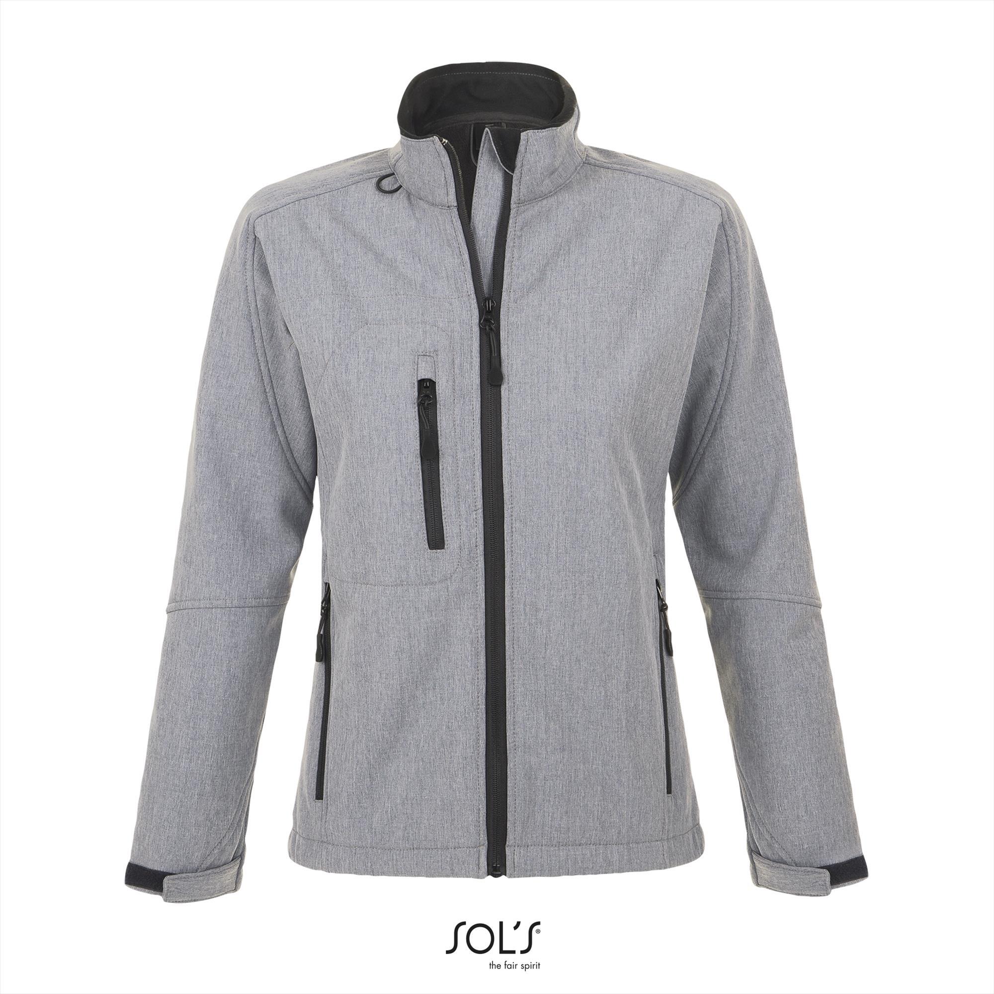 Sportieve dames softshell jacket grijs melange met een borstzakje.