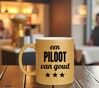 foto 3 Beker voor een piloot van goud met glitters