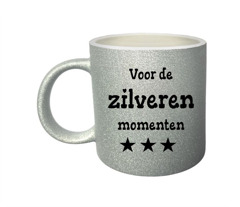 Zilver glitter mok voor de zilveren momenten