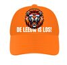 De leeuw is los pet! De pet als oranje moet voetballen
