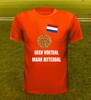 foto 3 Grappig oranje shirtje! Geen voetbal maar bitterbal!