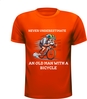 foto 4 Shirtje never underestimate an old man with a bicycle! kado wielrenner