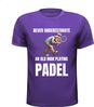 foto 2 Shirtje  Never underestimate an Old Man playing padel met bejaarde