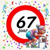 Tegeltje voor een vrouw die 67 wordt! Een leuk kado!