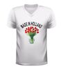 foto 6 Made in Holland v-hals shirt met tulpen Nederlands design shirt